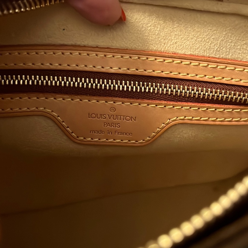 SOLD!!!!! Authentic Louis Vuitton Mini Loop Handbag - Picture 10 of 13